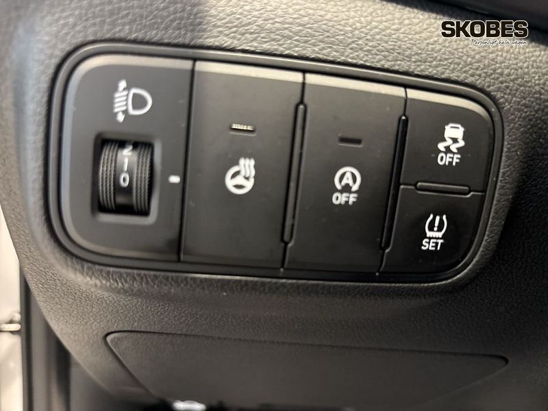 Hyundai i20 bild 17