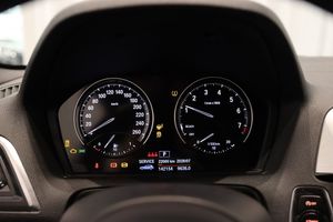 BMW 120 bild 14