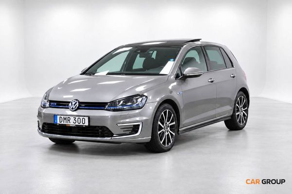 Volkswagen Golf I GTE 1.4 TSI ACT GTE Panorama PDC Döda-Vinkel V-hjul - 2015