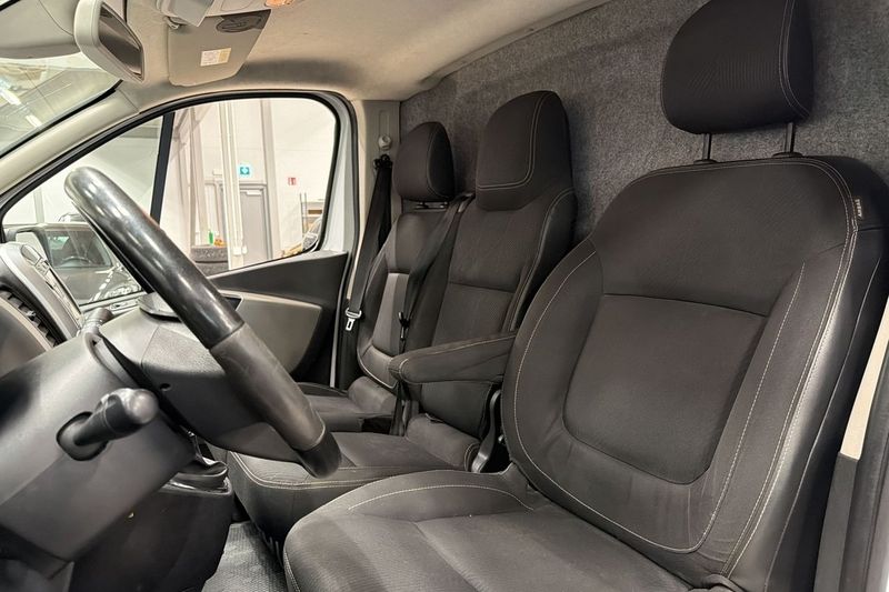 Renault Trafic bild 16