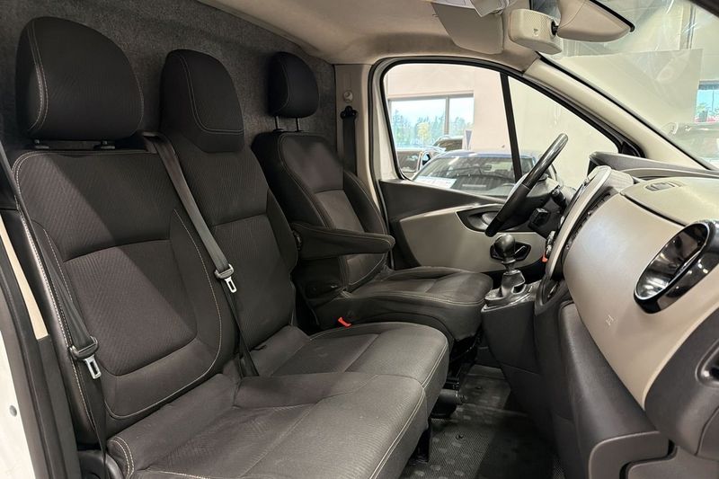 Renault Trafic bild 18