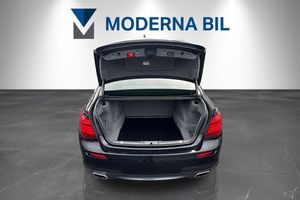 BMW 740 bild 13