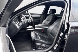 BMW 740 bild 16