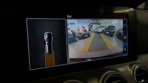 Mercedes E200 bild 15