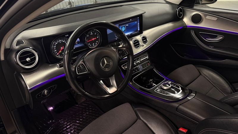 Mercedes E200 bild 11