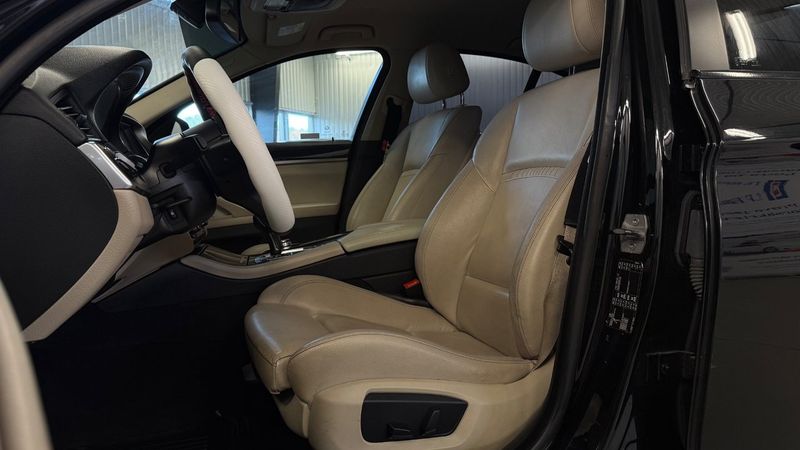 BMW 520 bild 10