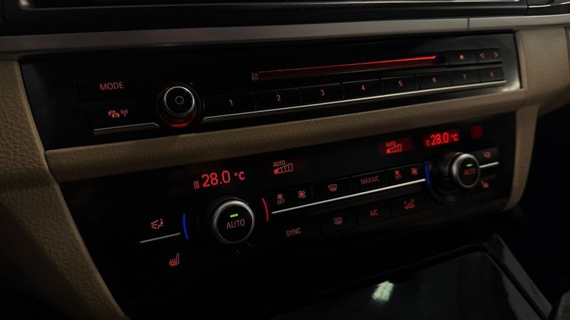 BMW 520 bild 14