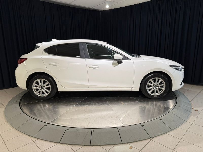Mazda 3 bild 7