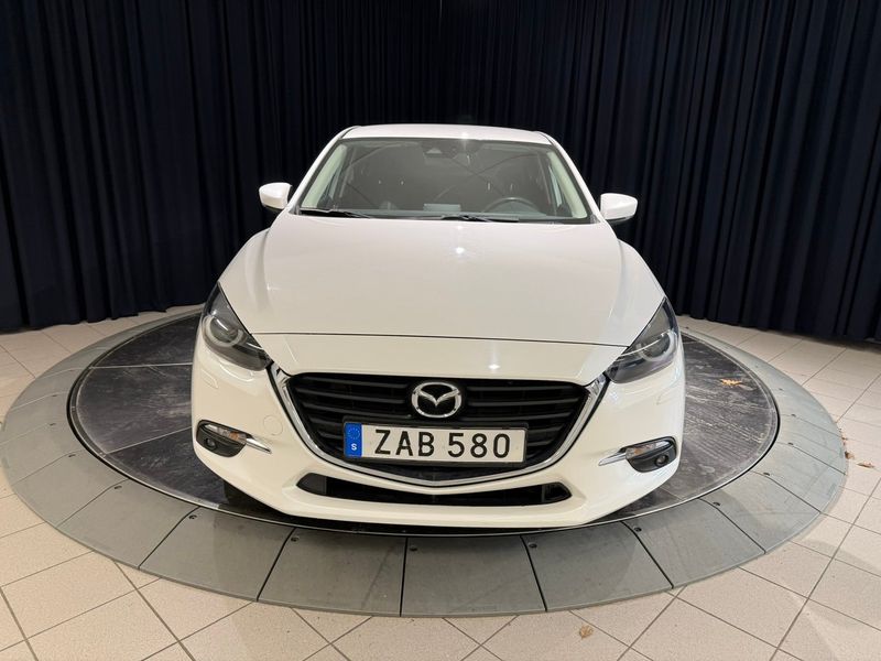 Mazda 3 bild 2