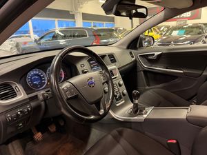 Volvo V60 bild 8
