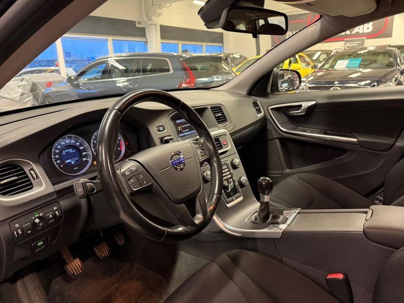 Volvo V60 bild 8