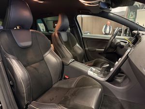 Volvo V60 bild 24