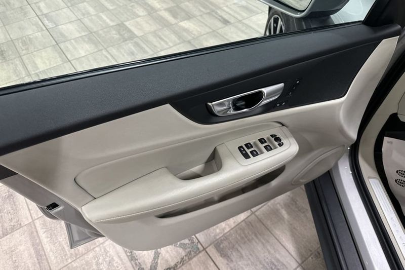 Volvo V60 bild 7