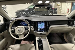 Volvo V60 bild 14