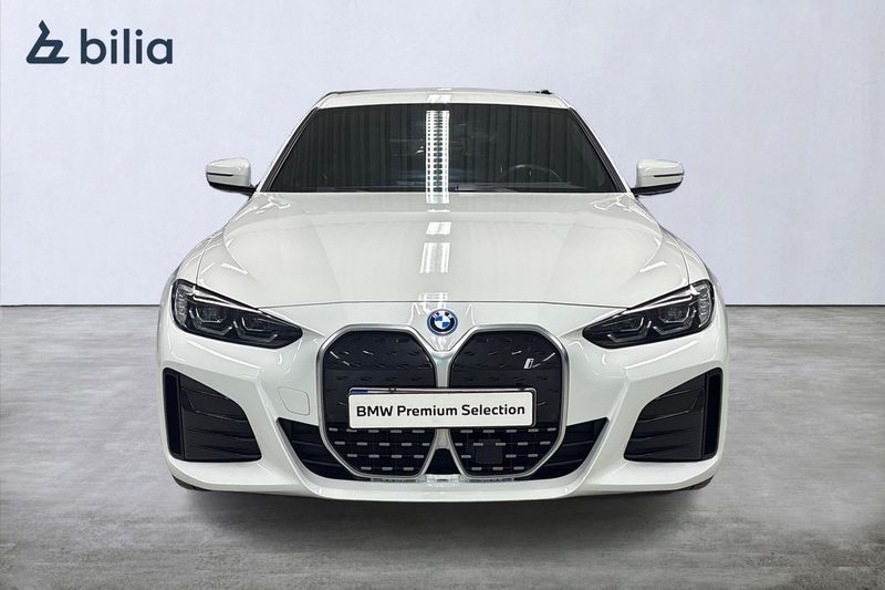 BMW i4 bild 5