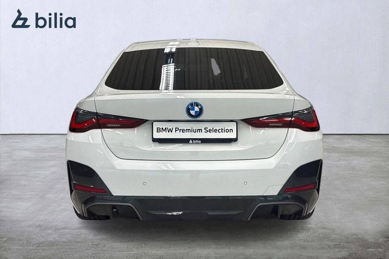 BMW i4 bild 4