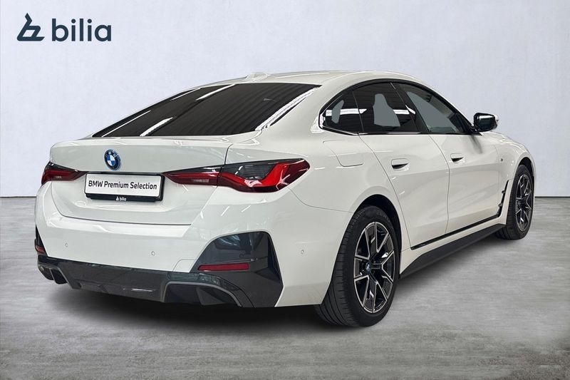 BMW i4 bild 17
