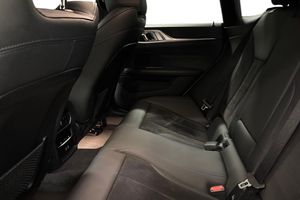BMW i4 bild 11