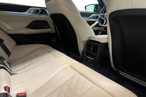 BMW i4 bild 7