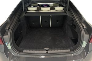 BMW i4 bild 10
