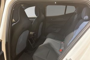 Volvo EX30 bild 8