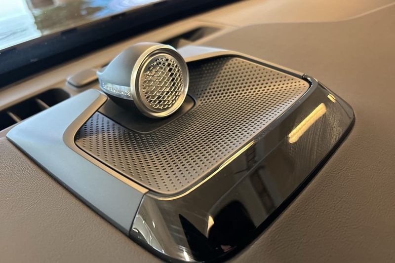Volvo ES90 bild 15
