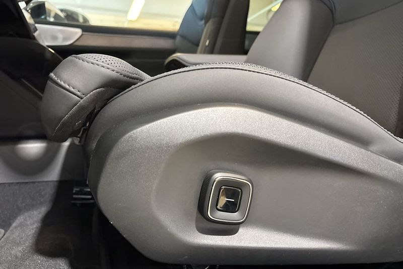 Volvo ES90 bild 24