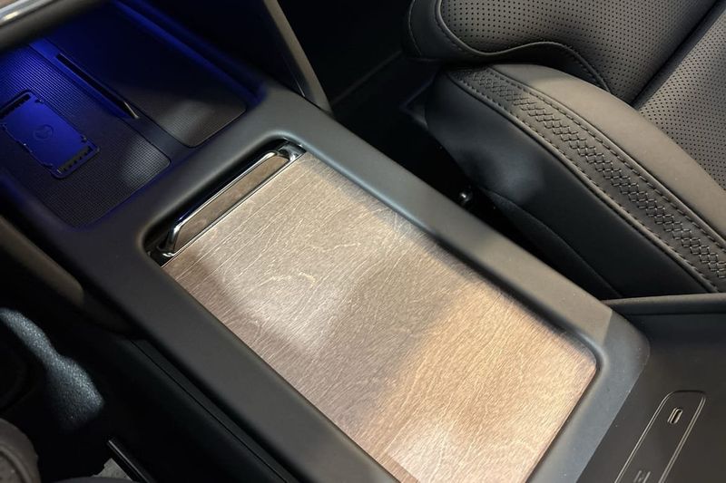 Volvo ES90 bild 19