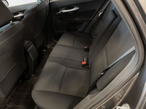 Toyota Auris bild 7