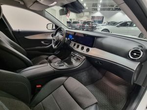 Mercedes E300 bild 9