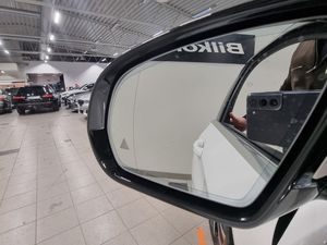 Mercedes E300 bild 12