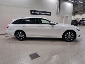Mercedes E300 bild 4