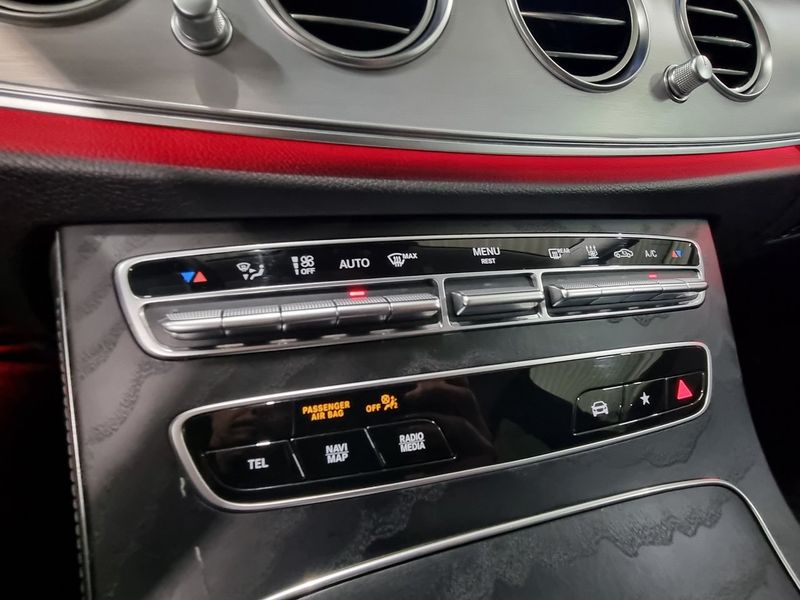Mercedes E300 bild 15
