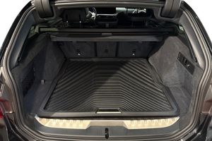 BMW 330 bild 12