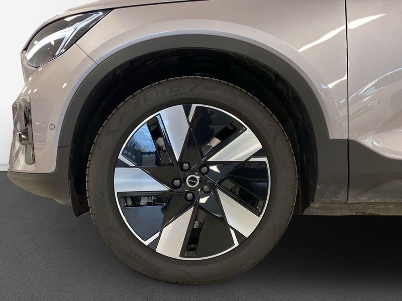 Volvo EX40 bild 10