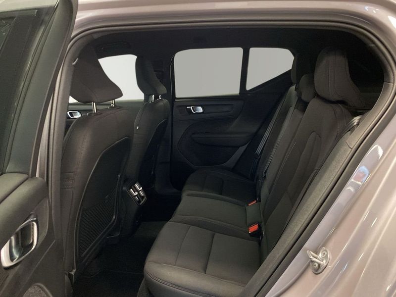 Volvo EX40 bild 7