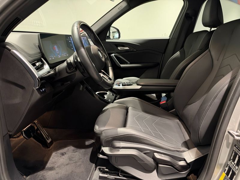 BMW iX1 bild 9