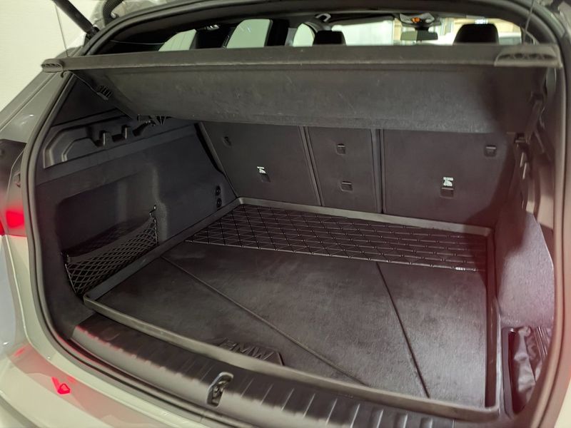 BMW iX1 bild 6