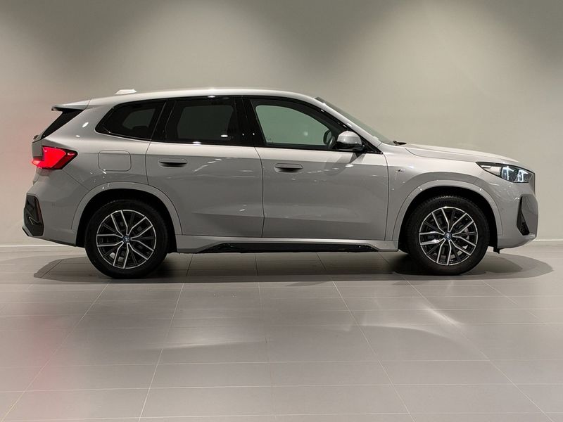 BMW iX1 bild 3