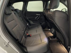 BMW iX1 bild 7