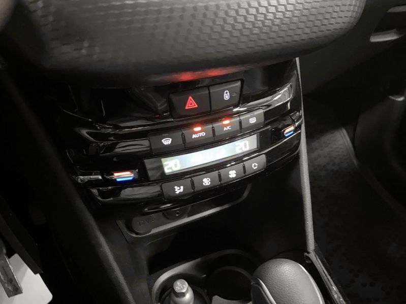 Peugeot 2008 bild 12