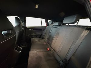 Skoda Enyaq bild 13