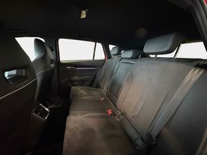 Skoda Enyaq bild 13