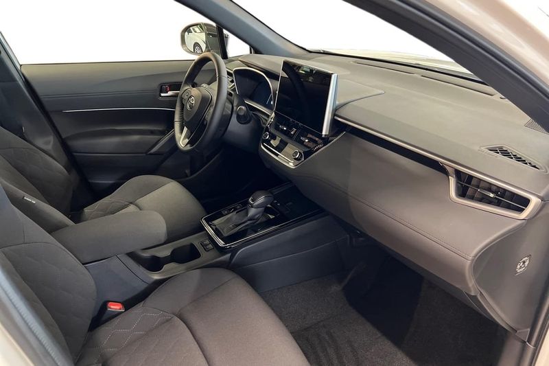 Toyota Corolla Cross bild 18