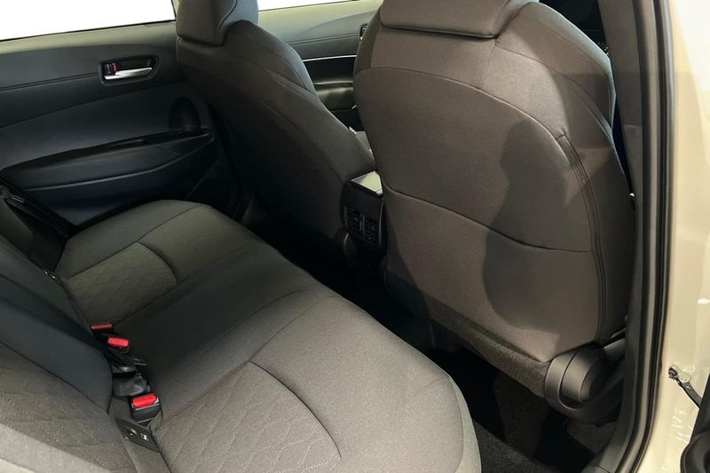 Toyota Corolla Cross bild 19