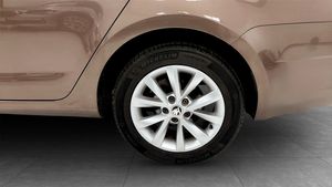 Skoda Octavia bild 6