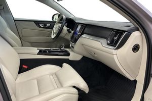 Volvo V60 bild 8