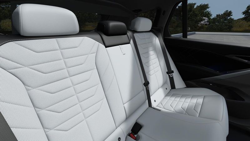 BMW iX bild 11