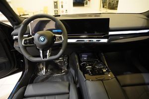 BMW 530 bild 10