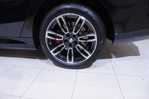 BMW 530 bild 8